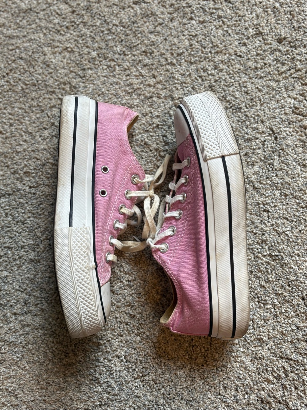 Pink Canvas platform Converse